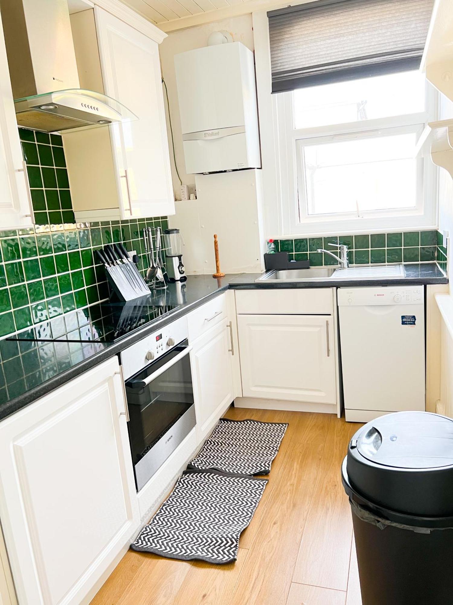 Welcome 2 Bedrooms Flat In Wimbledon Londra Esterno foto