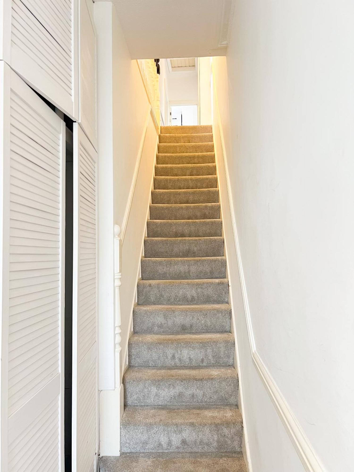 Welcome 2 Bedrooms Flat In Wimbledon Londra Esterno foto
